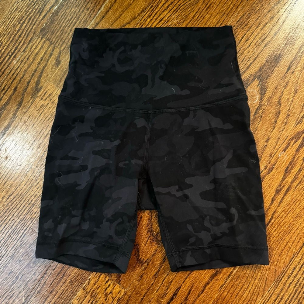 Lululemon Wunder Train Short 6”